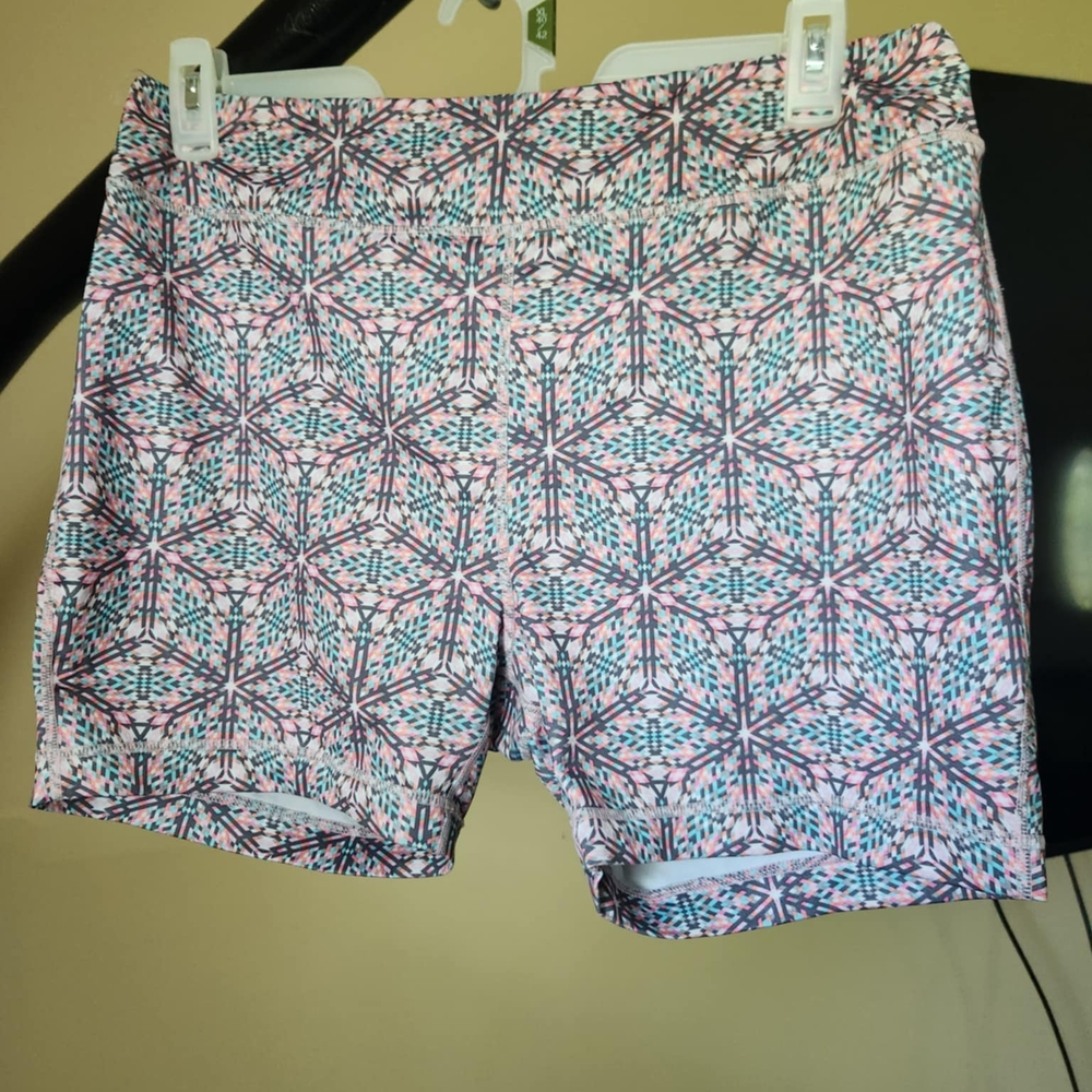 Stylish Pink Patterned Women's Shorts